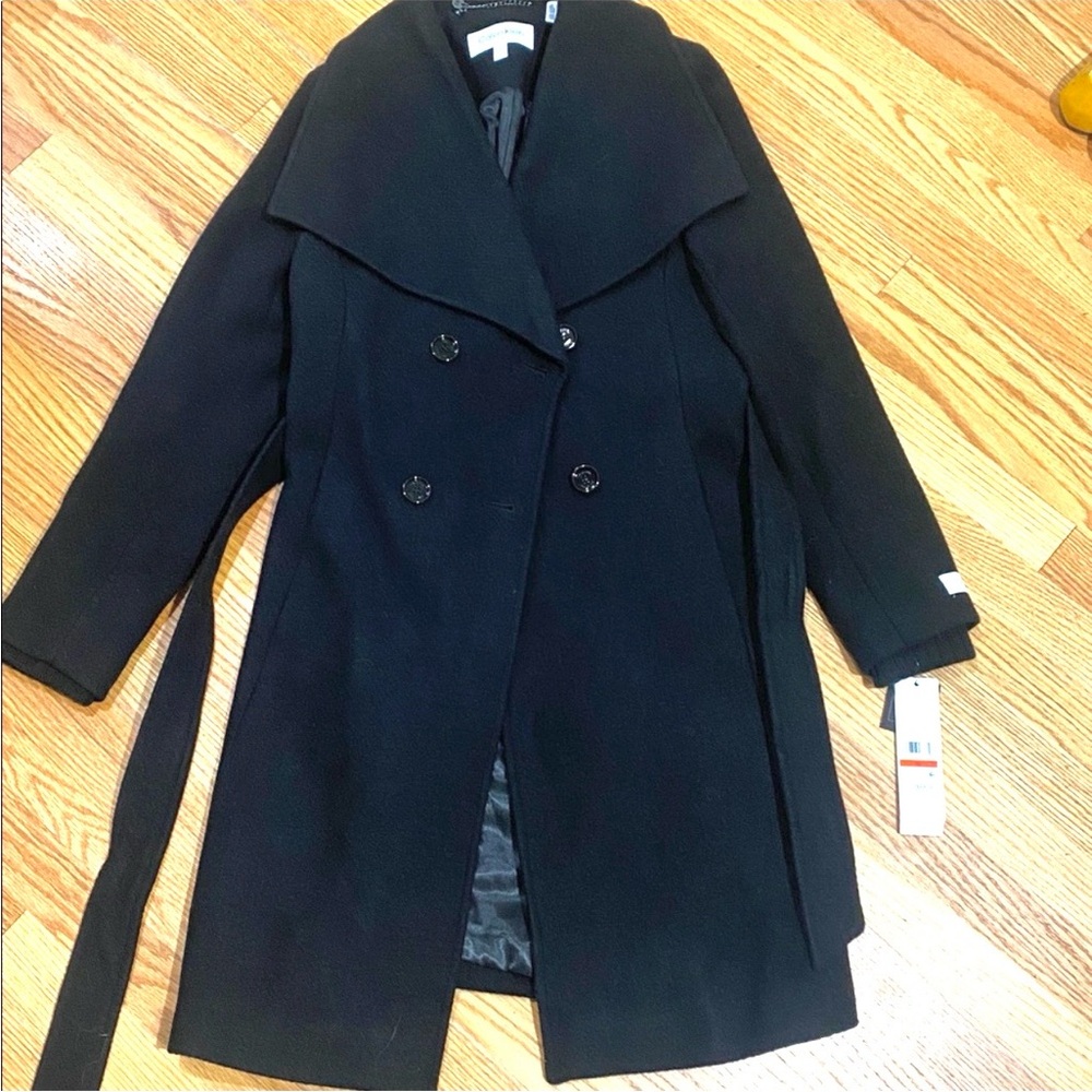 Retail $400 New Calvin Klein black wrap coat with belt